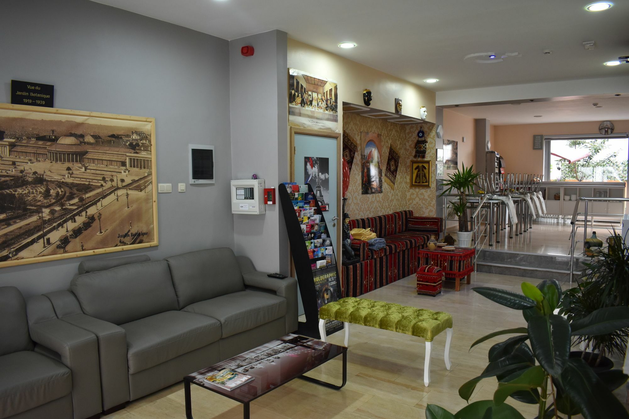 Hotel Meribel Saint-Josse-ten-Noode ภายนอก รูปภาพ