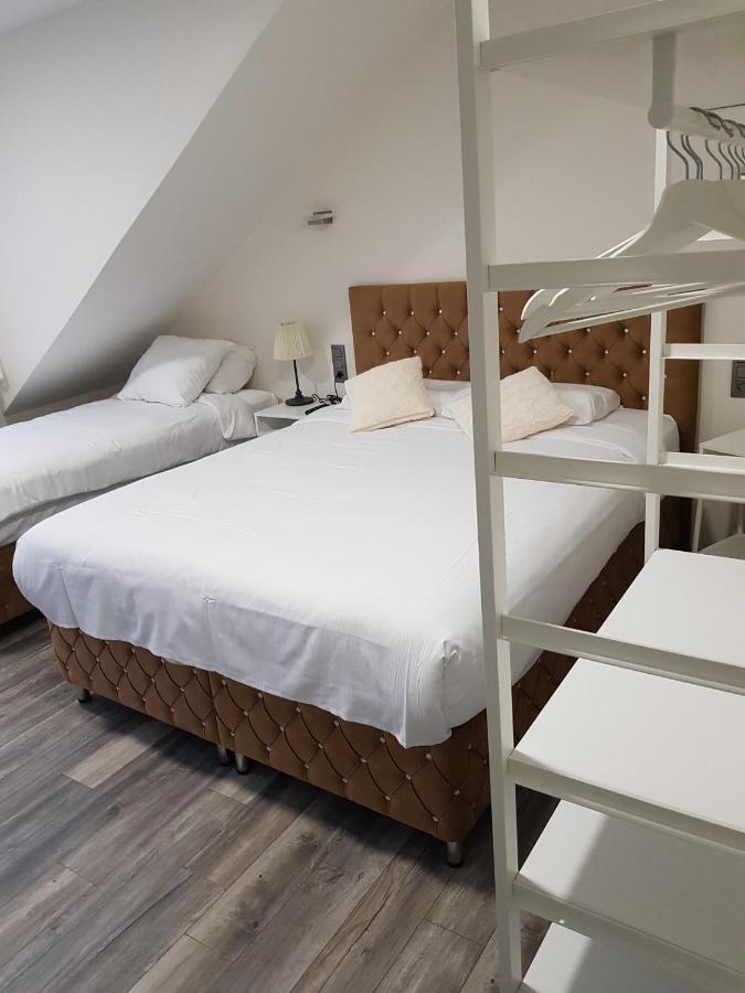 Hotel Meribel Saint-Josse-ten-Noode ภายนอก รูปภาพ