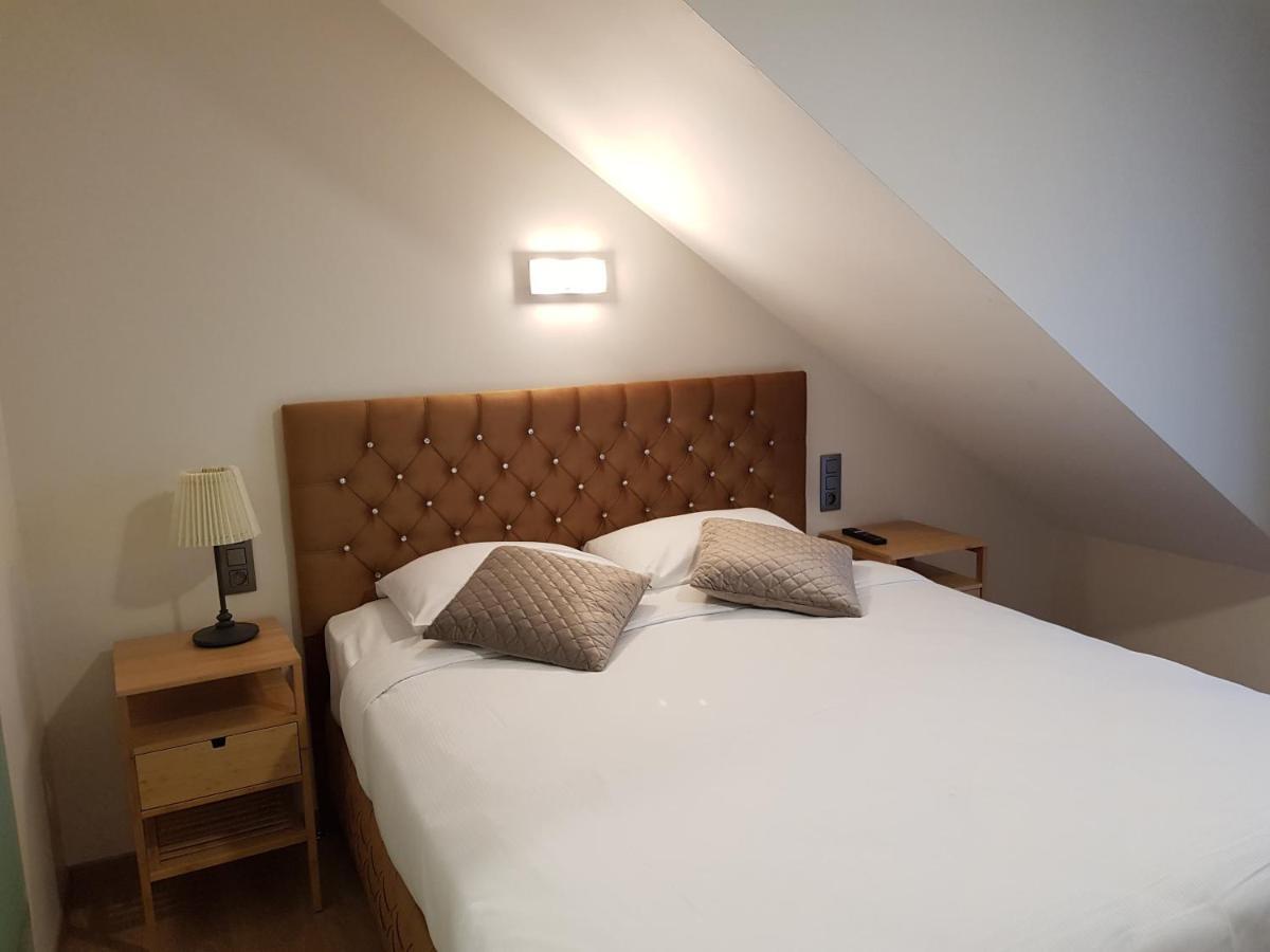 Hotel Meribel Saint-Josse-ten-Noode ภายนอก รูปภาพ
