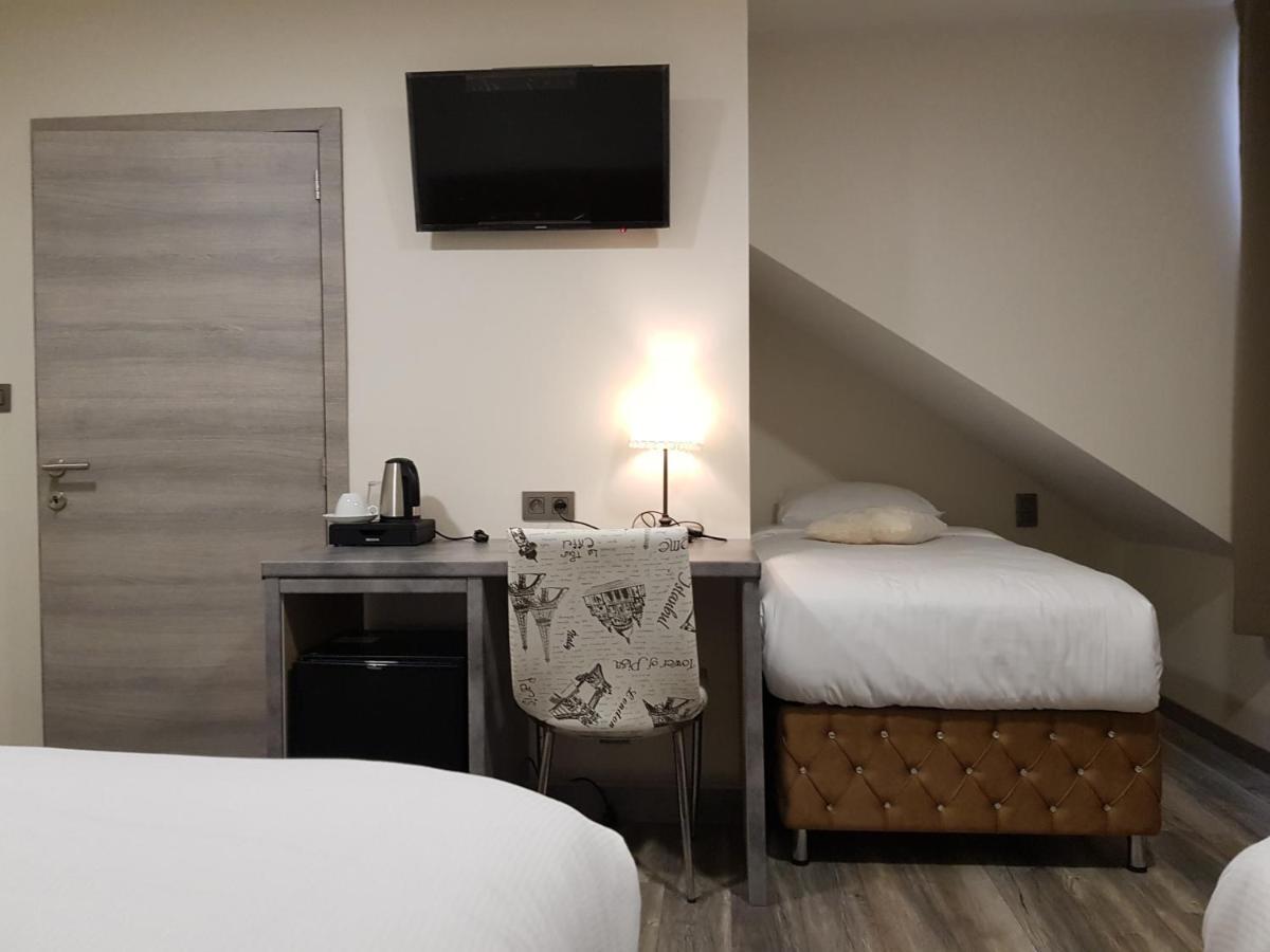 Hotel Meribel Saint-Josse-ten-Noode ภายนอก รูปภาพ