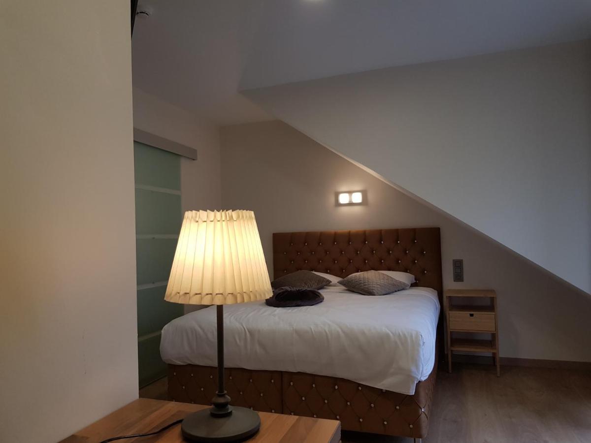 Hotel Meribel Saint-Josse-ten-Noode ภายนอก รูปภาพ